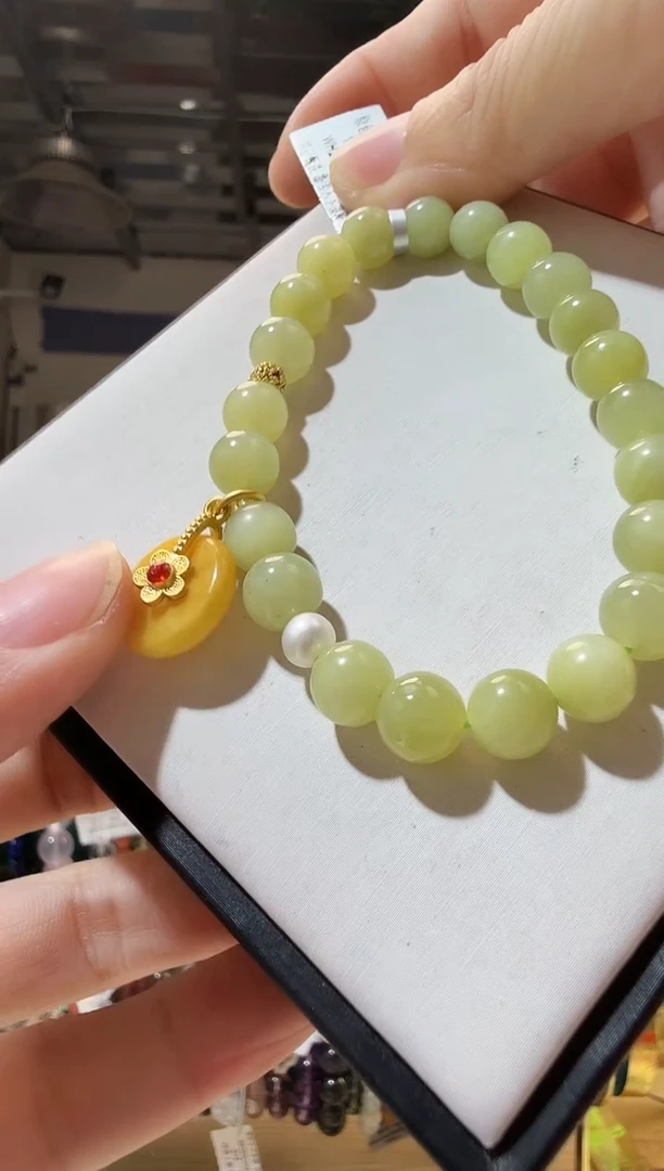 未镶嵌手链和田玉优6600 约7mm