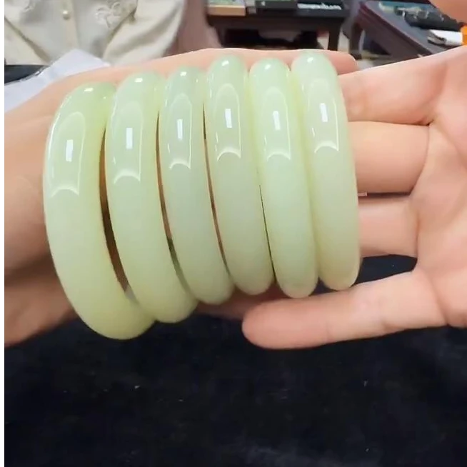 【老郑家】和田玉手镯一支 (多样性发1件)