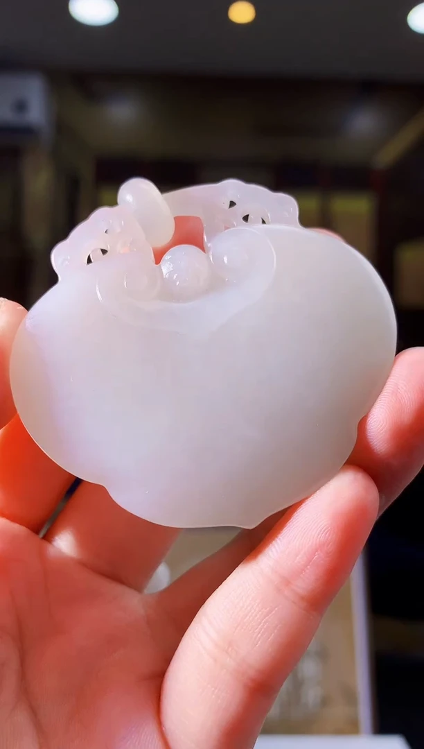 定制和田玉玉静国韵风天然和田玉（拍一发一）