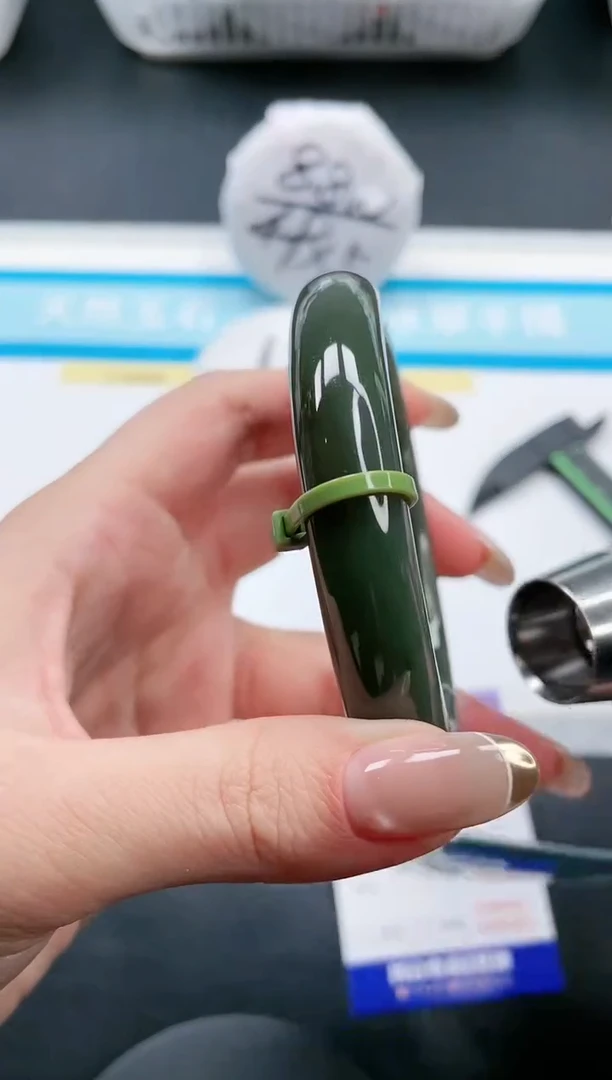 【闪购商品】和田玉手镯未镶嵌18V344-60