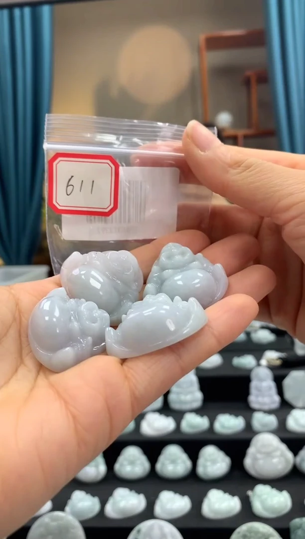 翡翠未镶嵌颈饰佛公 611多样性发一件