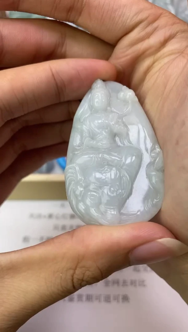 翡翠未镶嵌颈饰保*杯天然翡翠