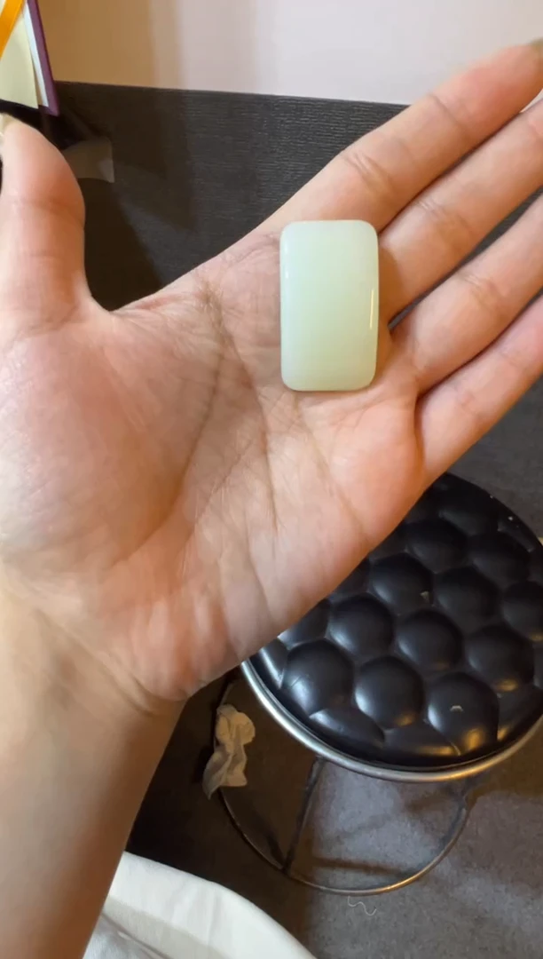 吊坠(赠链)未镶嵌和田玉天泰白玉小无事牌（产地直发）