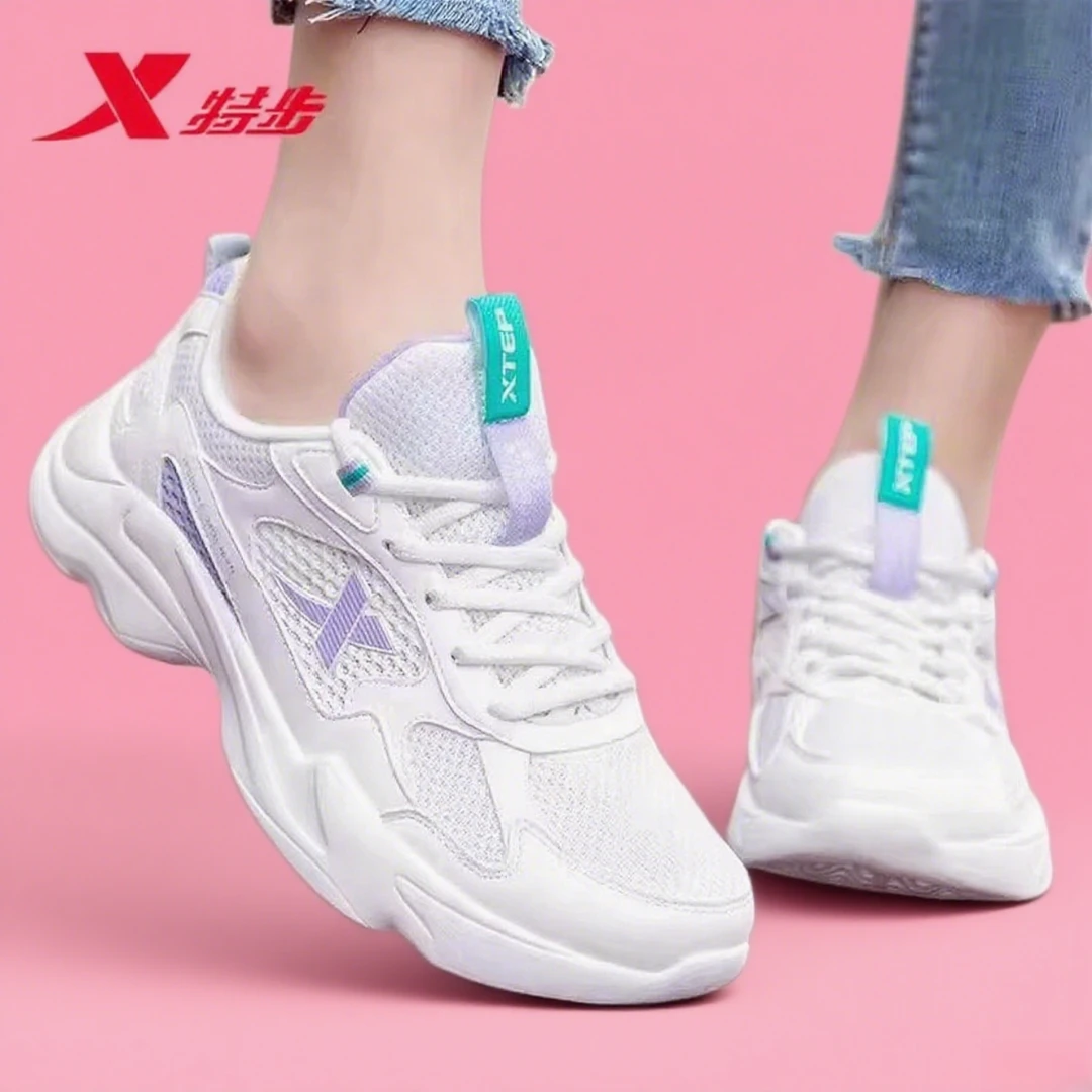 XTEP/特步女鞋秋季透气网面轻便休闲跑步鞋防滑减震运动鞋老爹鞋