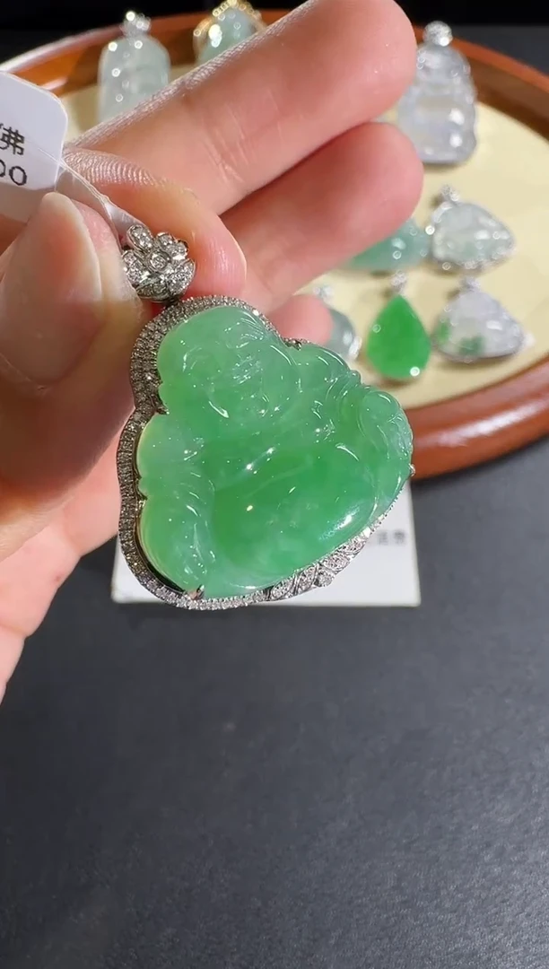 【闪购商品】翡翠吊坠(不含链)18K金镶嵌【源头工厂】钻石镶嵌