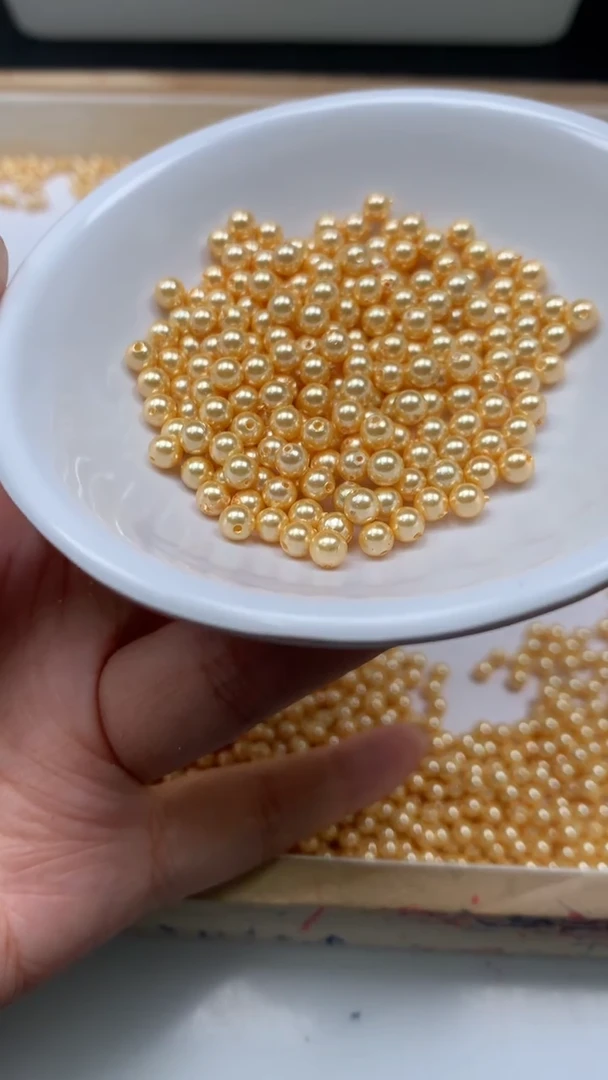 未镶嵌散珠拼合珍珠（马贝珠）M941 金贝珠4mm50个8.8元