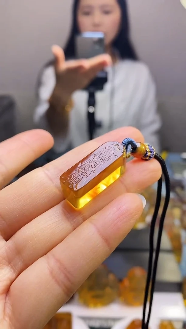 【闪购商品】琥珀颈饰未镶嵌SN3-2（太岁·猴虎蛇猪）