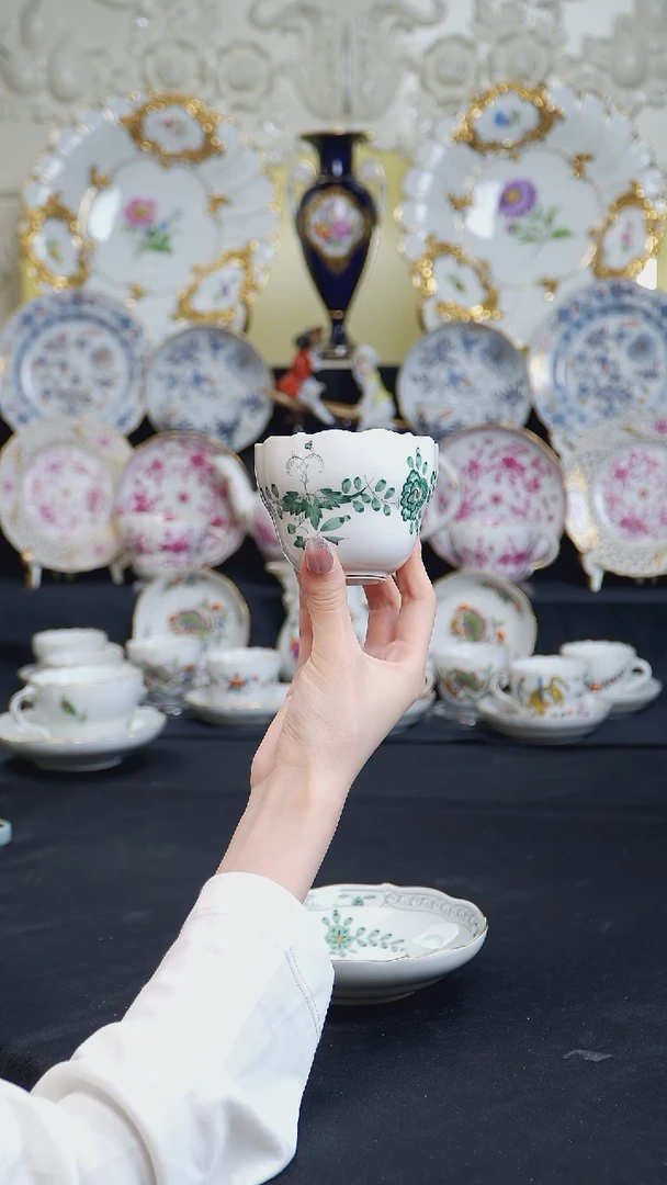 骨瓷婷婷中古器物如图所示66