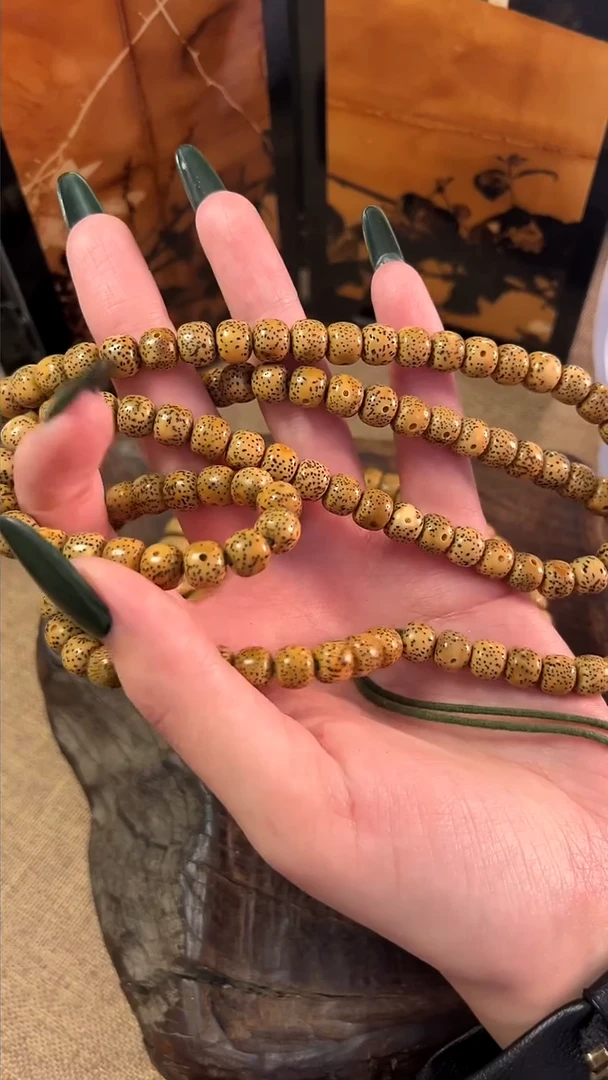 吊坠星月菩提精工级黄皮陈籽桶珠长串