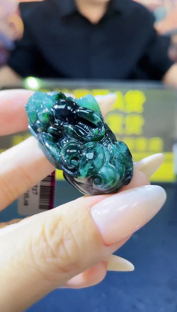 颈饰未镶嵌翡翠翡翠多样性发其一