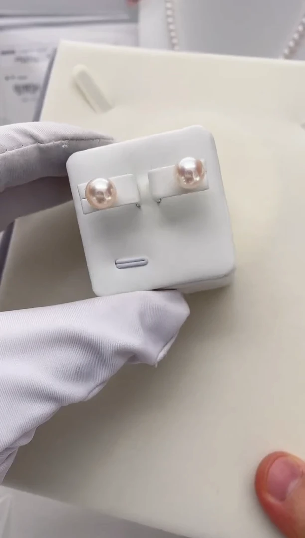 【闪购商品】海水珍珠耳饰18K金镶嵌特价8.5-9无调色天女耳钉