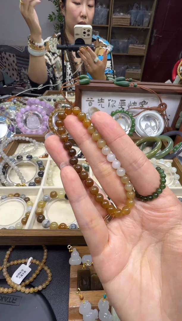 未镶嵌手串和田玉糖玉渐变卡6手串