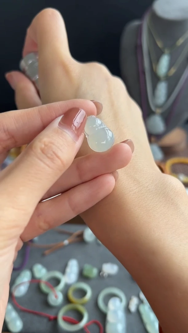 翡翠未镶嵌颈饰628买断