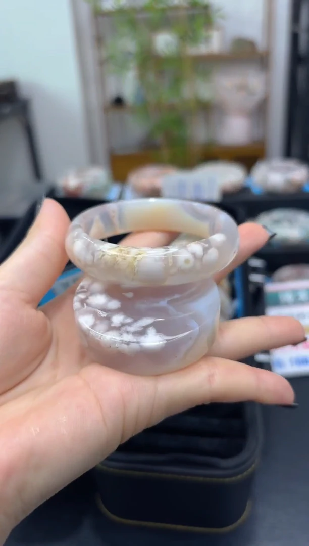 石英质玉手镯未镶嵌C688(52圈赠送镯心)