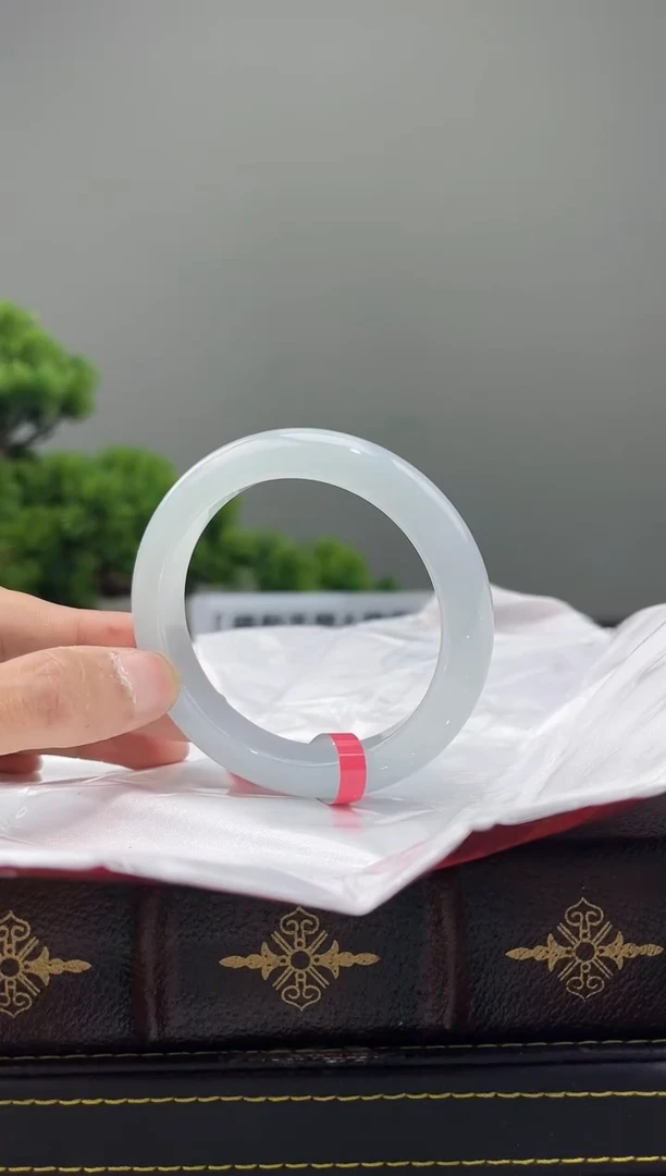 【闪购商品】翡翠手镯未镶嵌4手镯