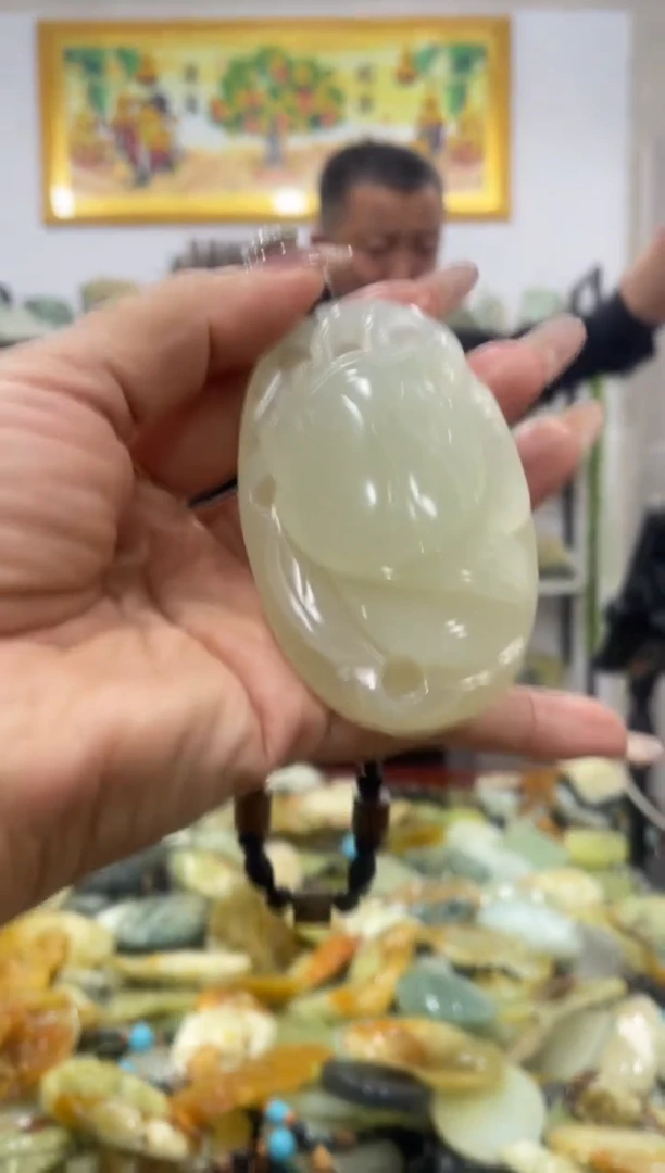 【闪购商品】岫玉手把未镶嵌