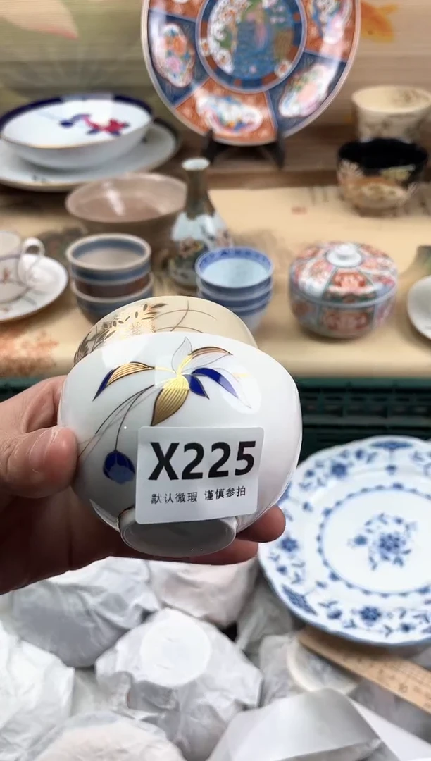 瓷片寂****谁225