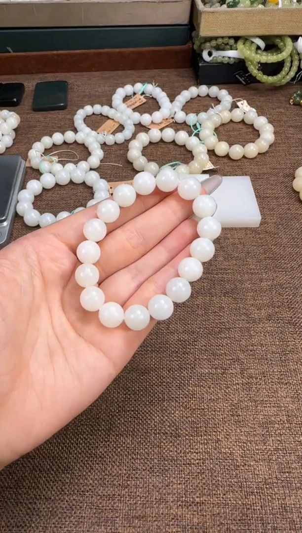 未镶嵌手串和田玉手串