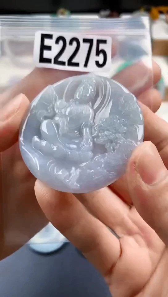 颈饰未镶嵌翡翠天然翡翠吊坠挂饰