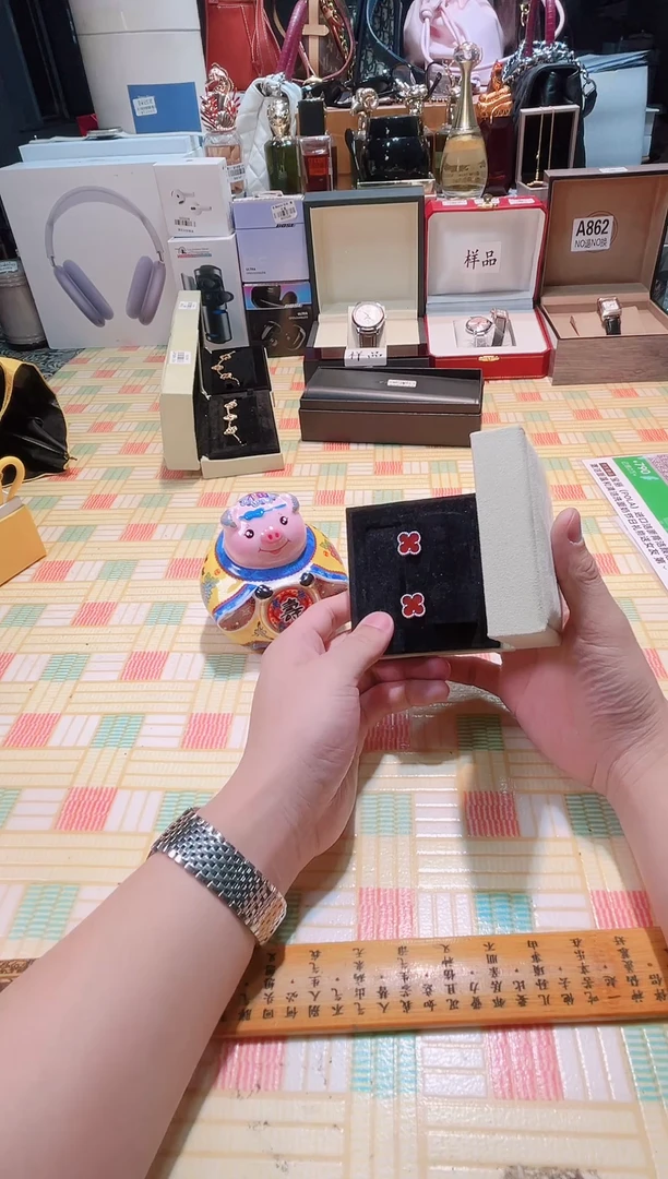 瓷片瓷器 库房到期 全部地板价@@1
