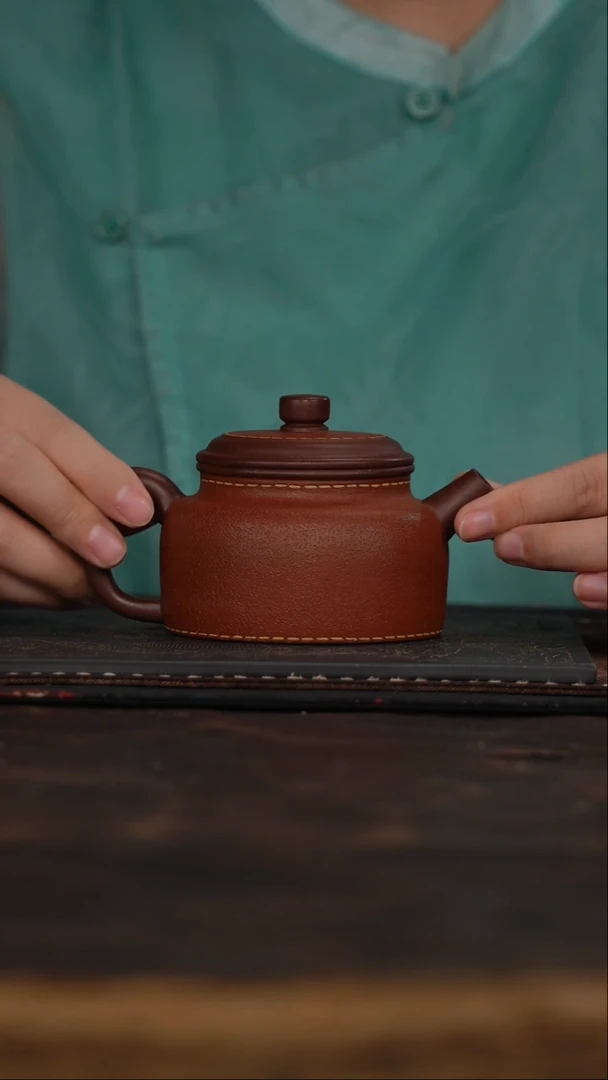 茶杯紫砂非遗茶器-皮革德钟