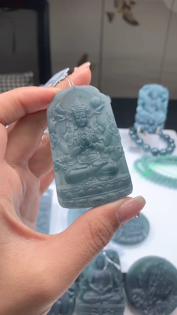 【闪购商品】定制翡翠未镶嵌翡翠毛货不退不换2.24