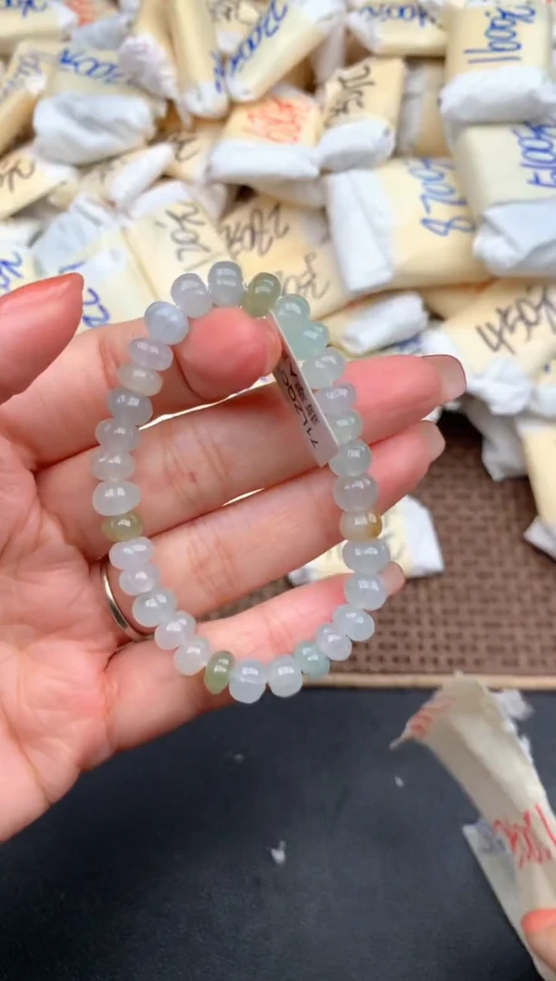 未镶嵌挂件翡翠—福利