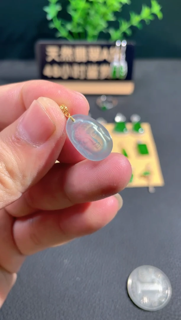 【闪购商品】翡翠颈饰18K金镶嵌翡翠