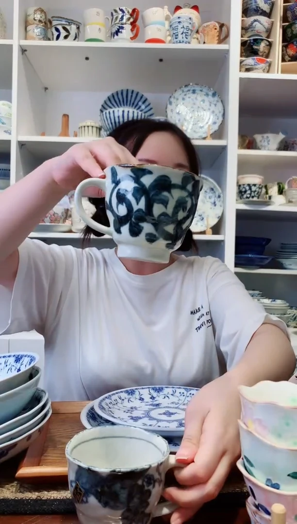 陶瓷日本进口粗陶唐草马克杯