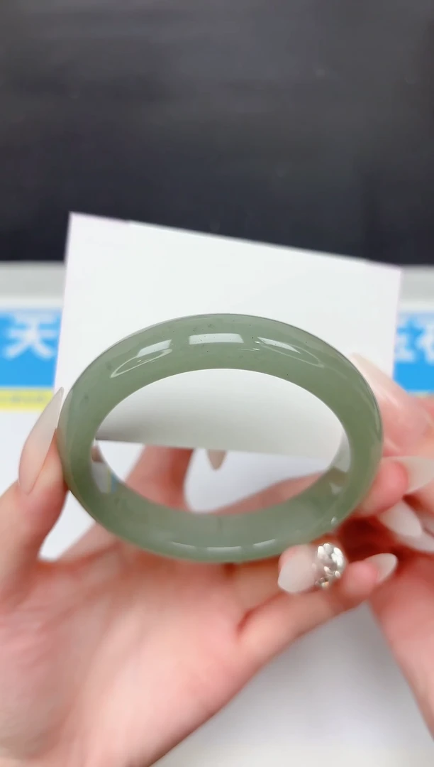 未镶嵌手镯石英质玉328-58.7