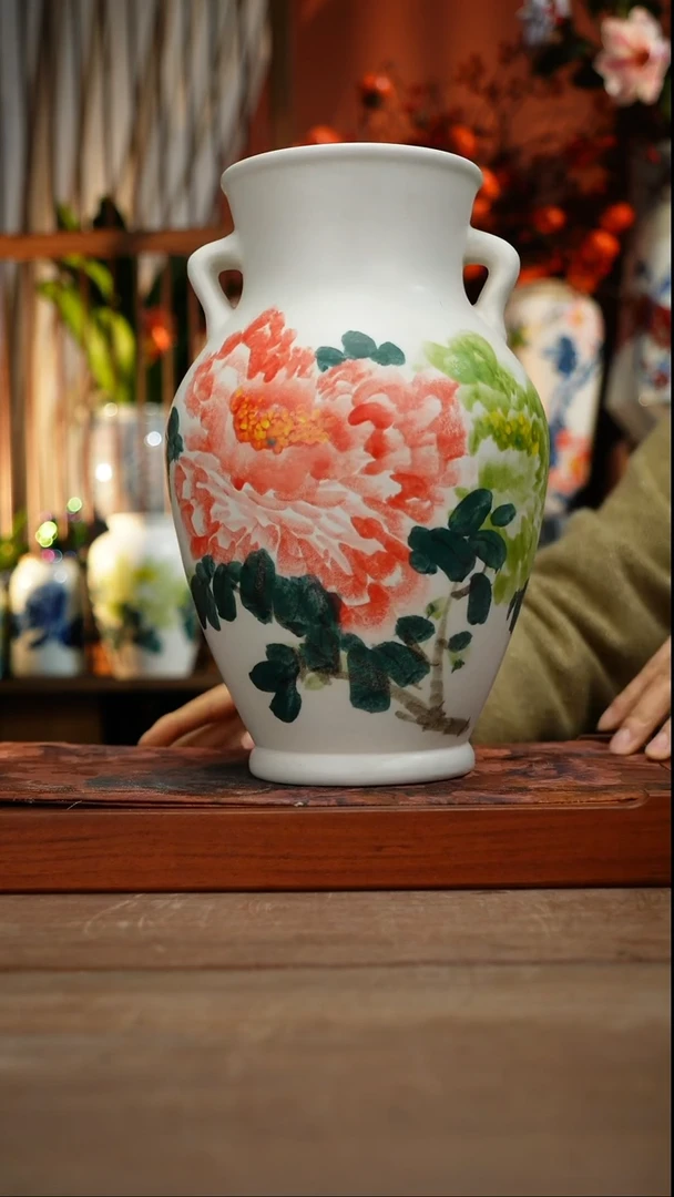 当代景德镇设计师釉下手绘陶瓷花瓶