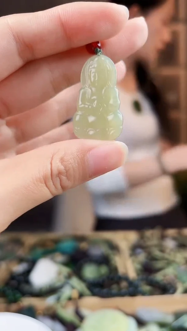 颈饰未镶嵌和田玉拍一发一，多样性发货