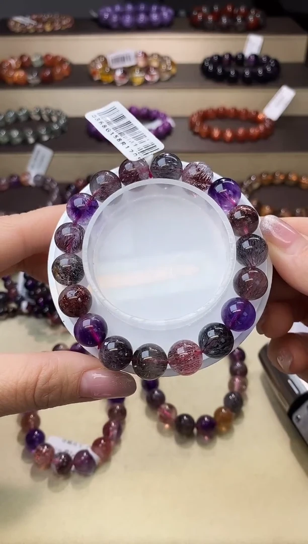 【闪购商品】水晶手链未镶嵌黑加仑超七11m+