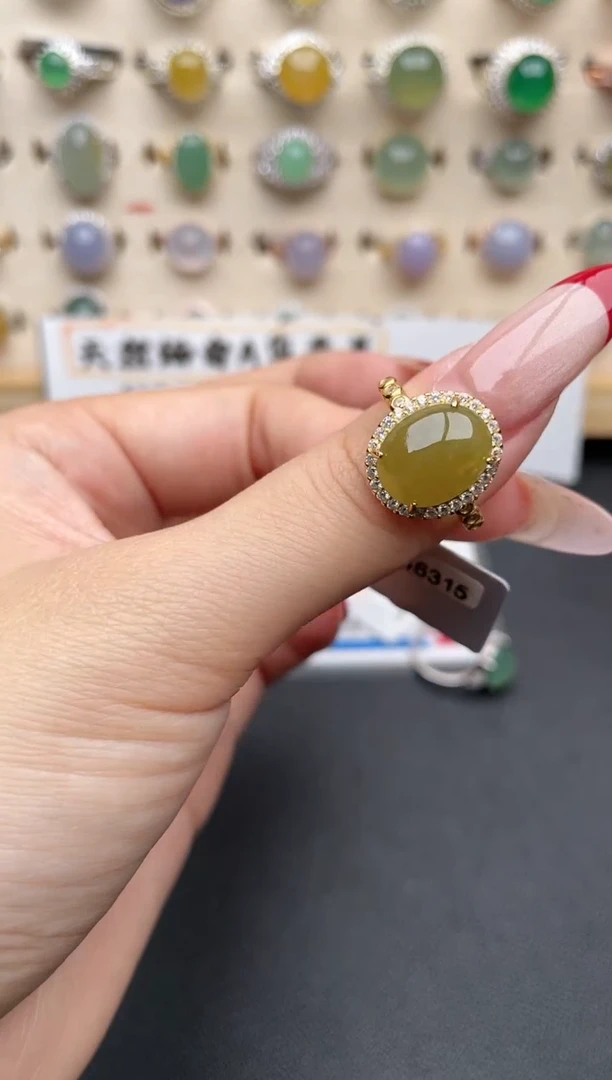 【闪购商品】翡翠戒指银S925镶嵌一物一证一礼盒