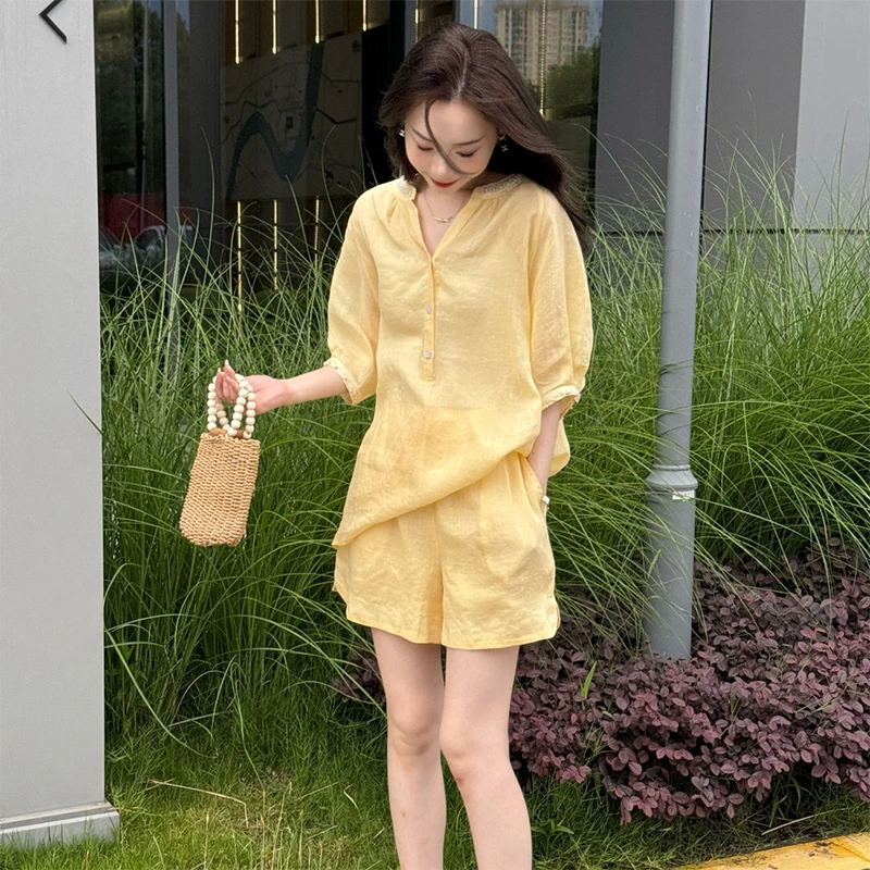 韩系高级感大方得体贵气套装2025夏季时尚简约上衣休闲短裤两件套