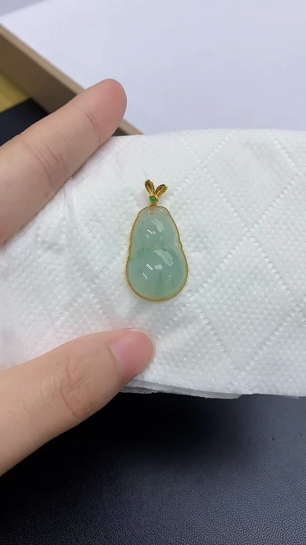 颈饰18K金镶嵌翡翠天然缅甸翡翠A货百元以上9元证书费自理