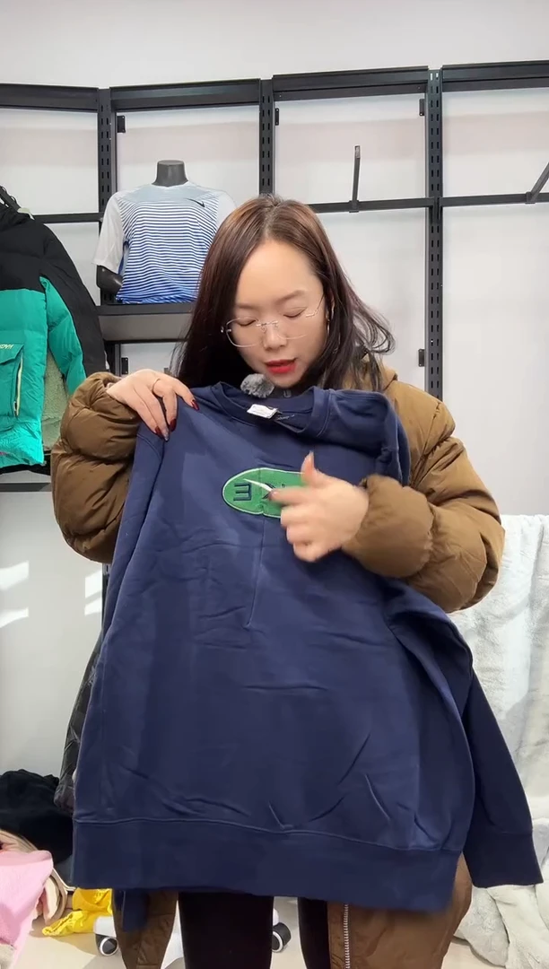 2545 闪购编码  运动卫衣裤以直播间过款为准 尺码  ·