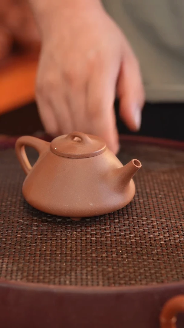 茶壶紫砂原矿手工制作