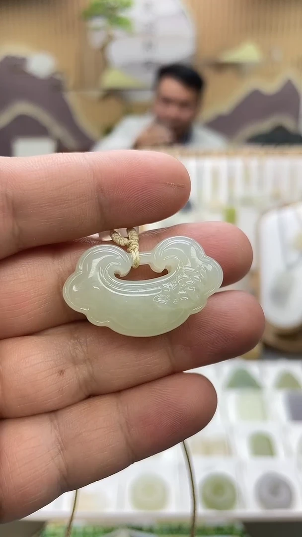 吊坠(不含链)未镶嵌和田玉卡35mm平安锁