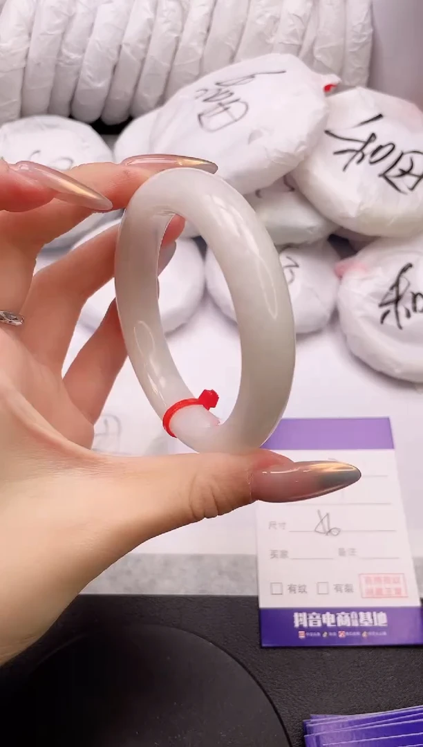 【闪购商品】和田玉手镯未镶嵌19L187-56