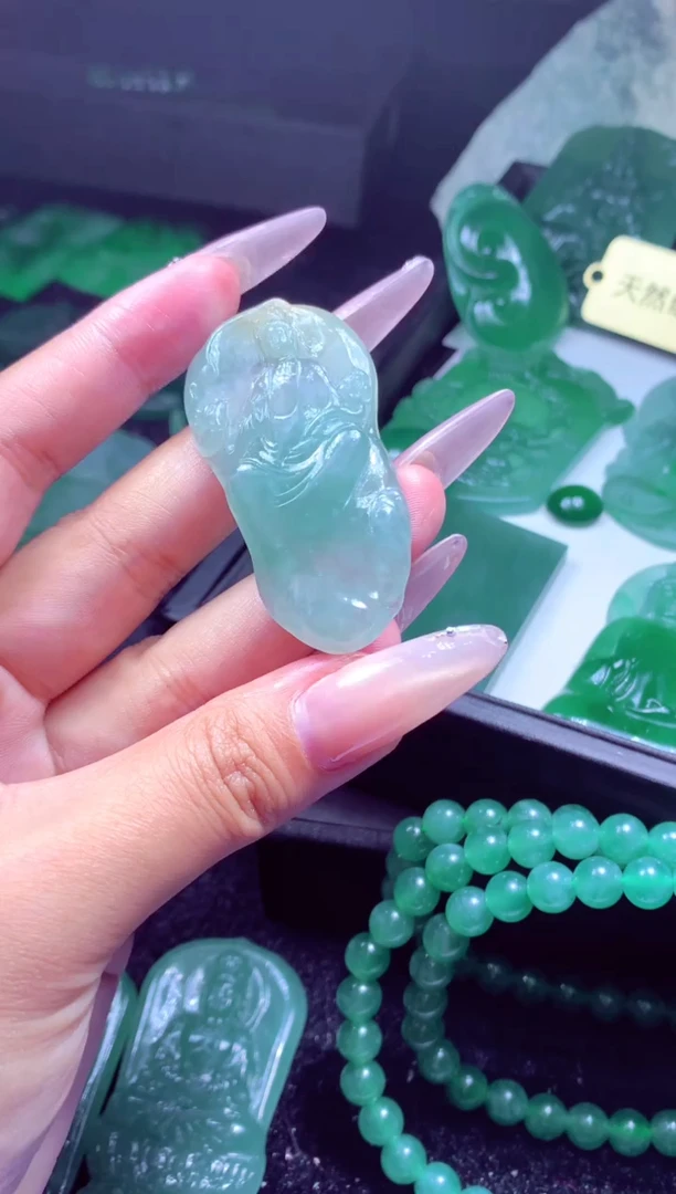 未镶嵌定制翡翠小*天然缅甸翡翠A货毛货多样性发货其一