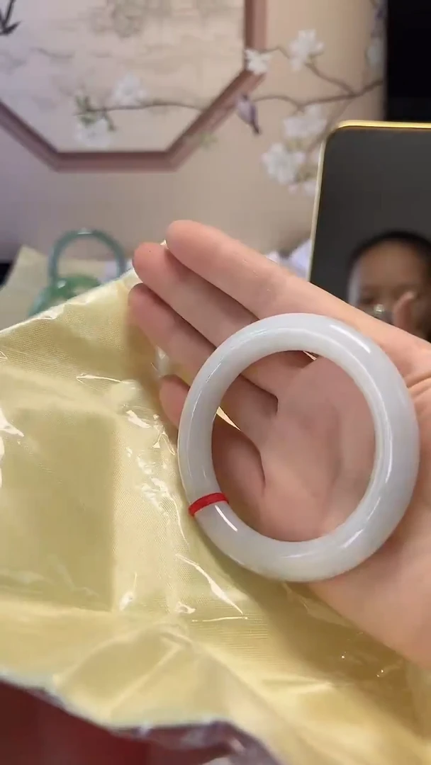 未镶嵌手镯翡翠翡翠手镯