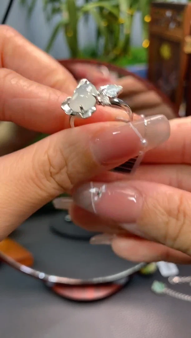 颈饰银S925镶嵌翡翠净货13160