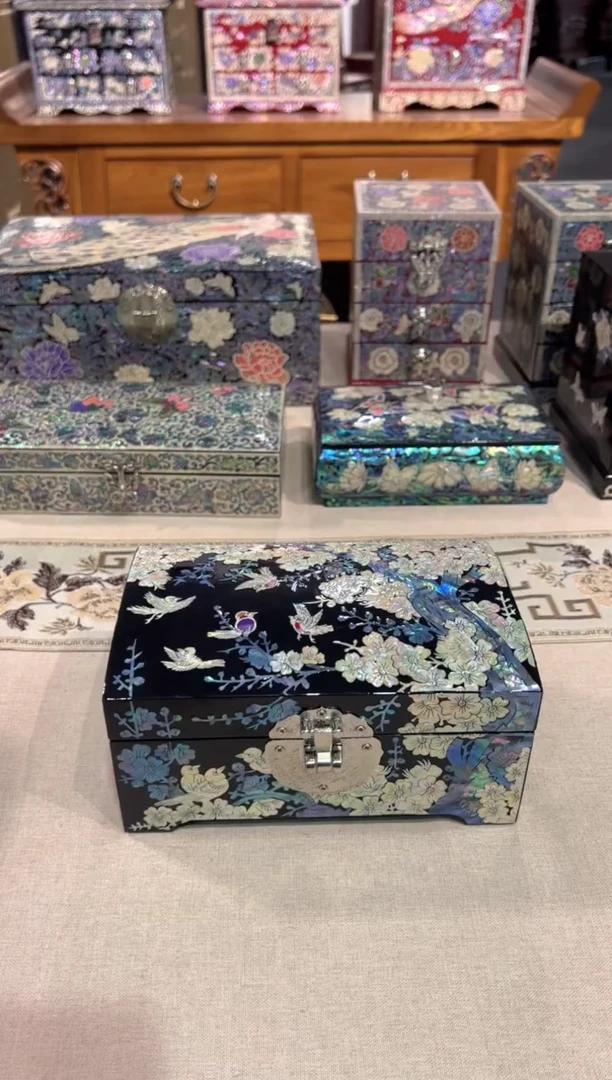【闪购商品】鱼锁绒布底·弘贝雅螺钿漆器文化馆