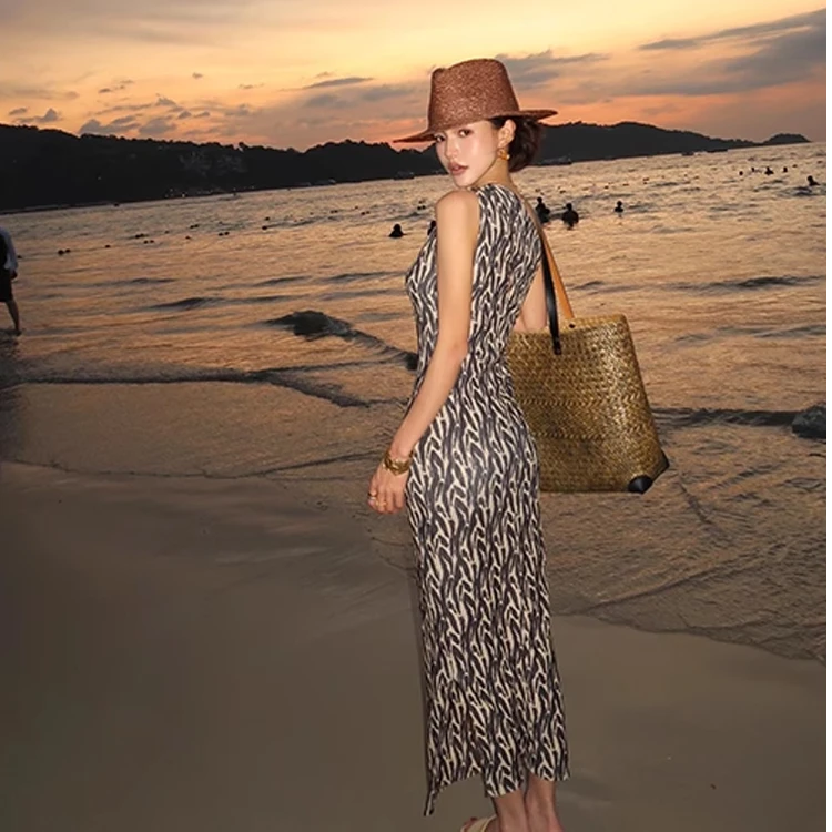 Z14354大码法式纯欲御姐斜肩连衣裙女春夏胖mm度假风气质印花长裙