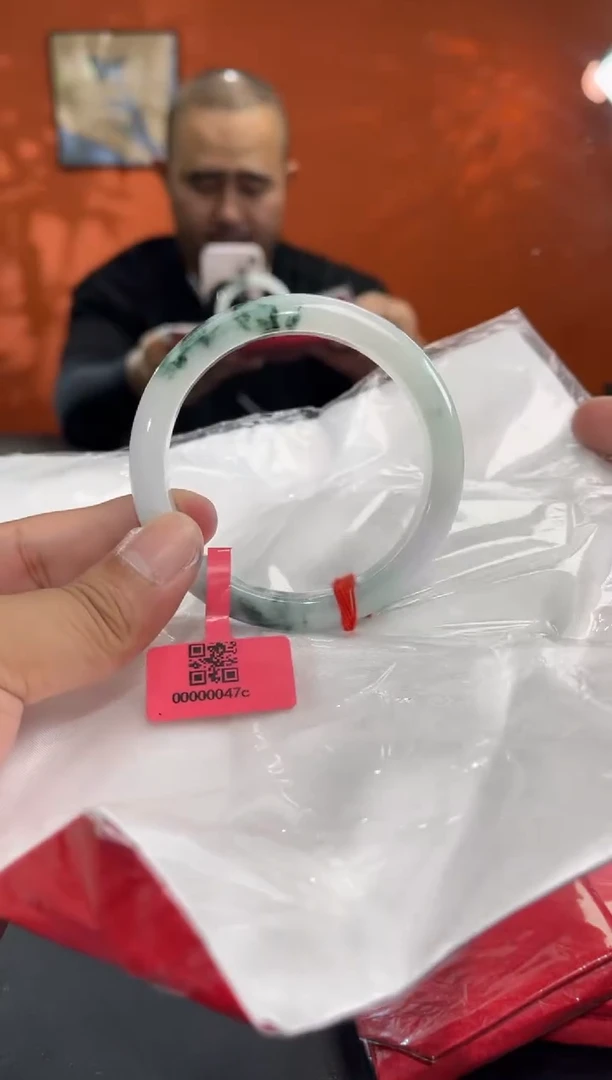 未镶嵌手镯翡翠12