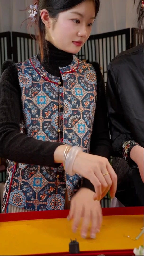 刺绣62圈口 非遗绒花饰品