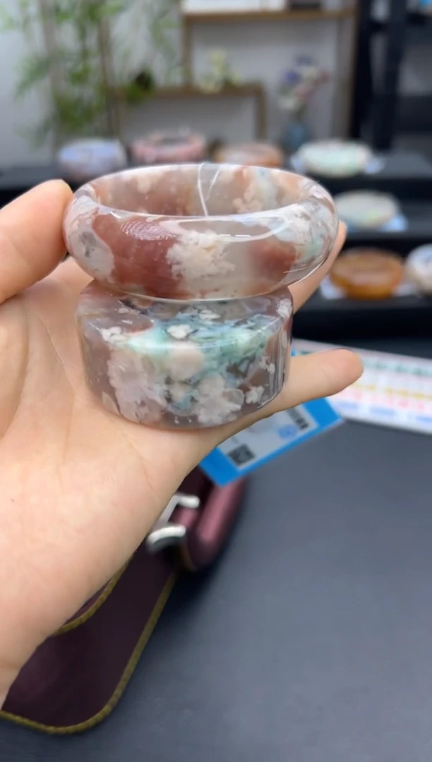 【闪购商品】石英质玉手镯未镶嵌A154(54圈赠送镯心)