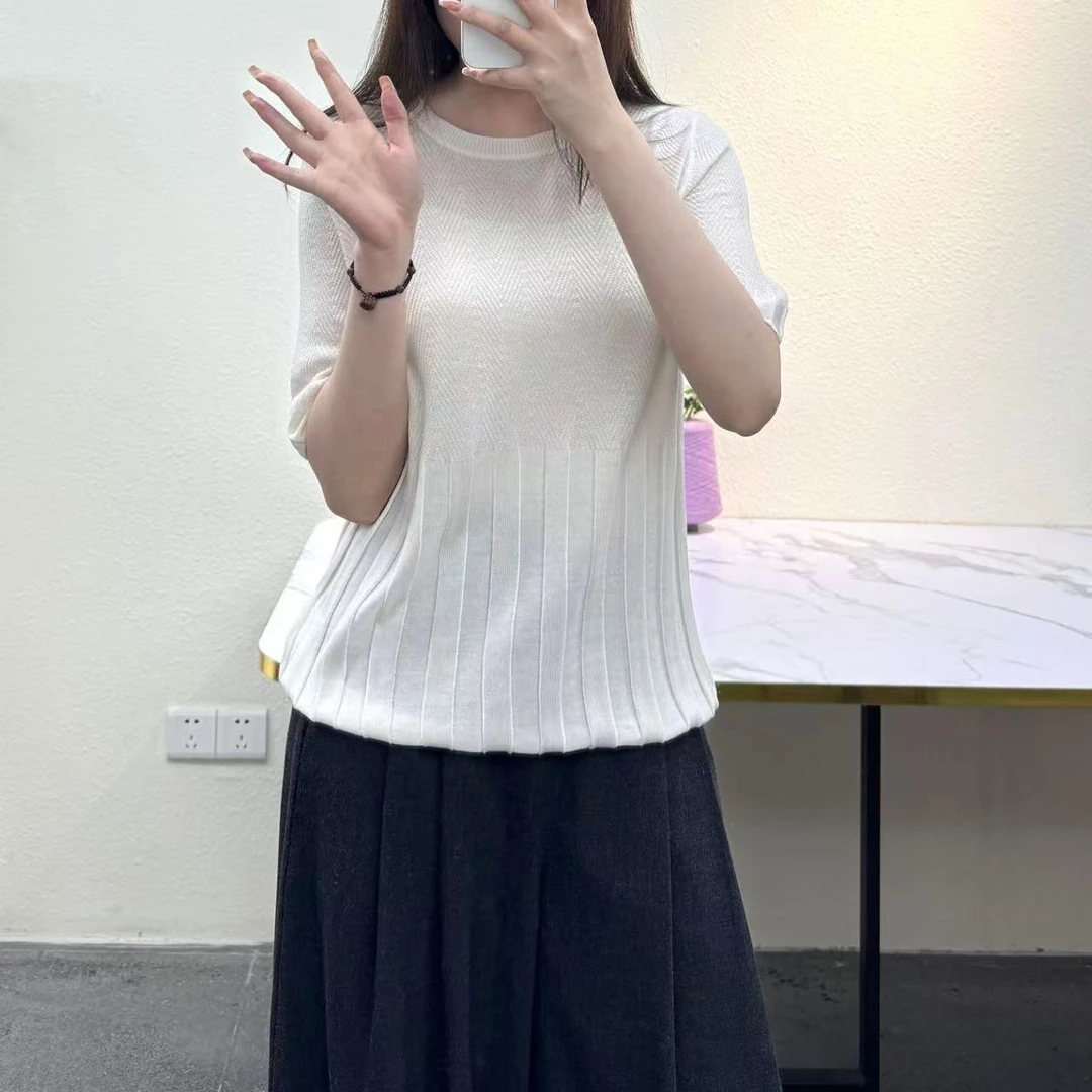 时尚气质圆领女式针织衫25DAK0360