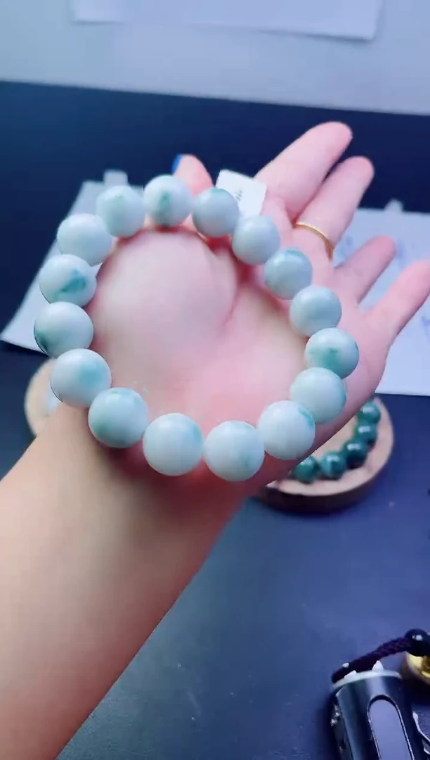 未镶嵌定制翡翠珠串